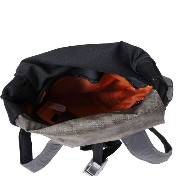 B2L Jettainer ULD Rolltop Rucksack
