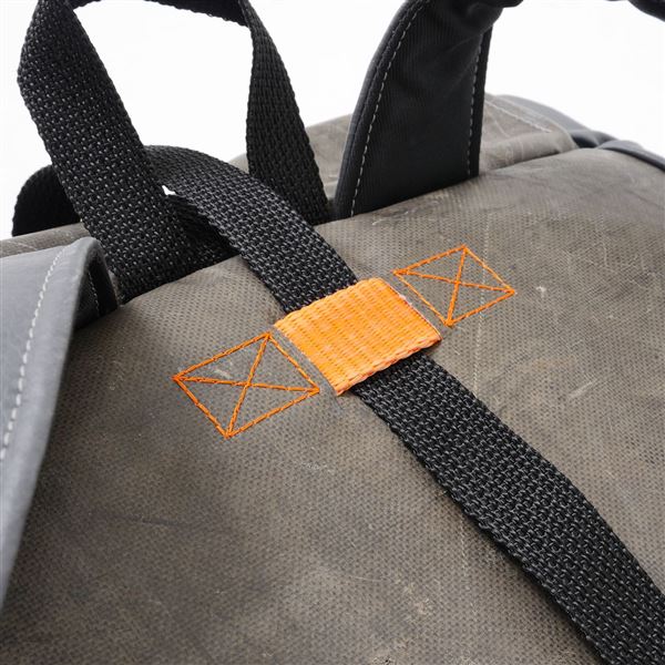 B2L Jettainer ULD Rolltop Rucksack