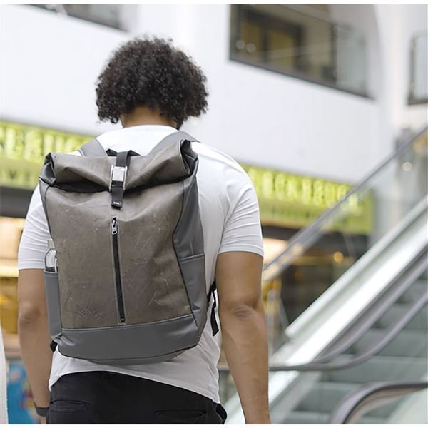 B2L Jettainer ULD Rolltop Rucksack