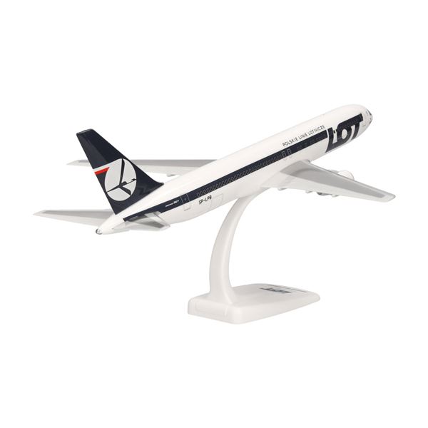 Model B767-300 LOT Polish Airlines 1:200