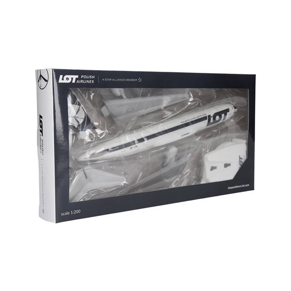 Model B767-300 LOT Polish Airlines 1:200