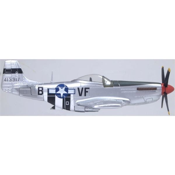 Model P-51D Mustang USAAF RAF Debden 1:72