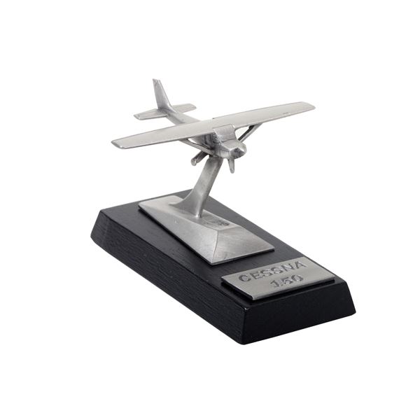 Cessna Desk Model 