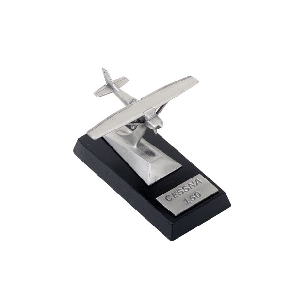 Cessna Desk Model 