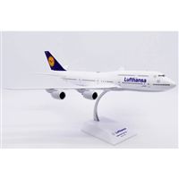Model B747-830 Lufthansa 2010 "Nordrhein-Westfalen" 1:200