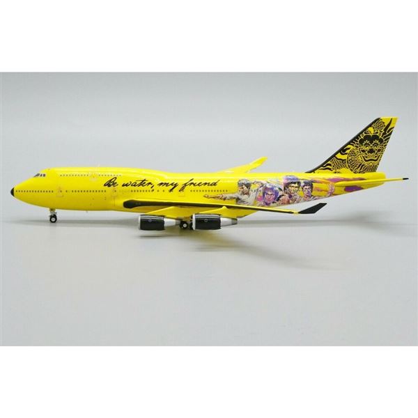 Model B747-400 Bruce Lee 1:400