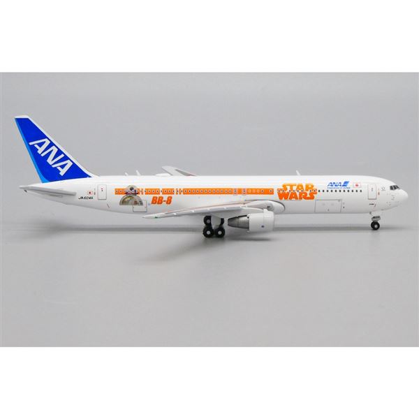 Model B767 All Nippon Star Wars 1:400