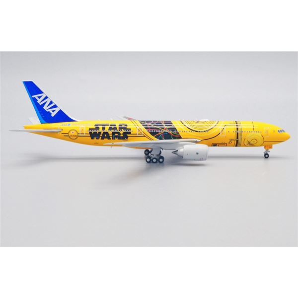 Model B777 ANA "Star Wars" 1:400