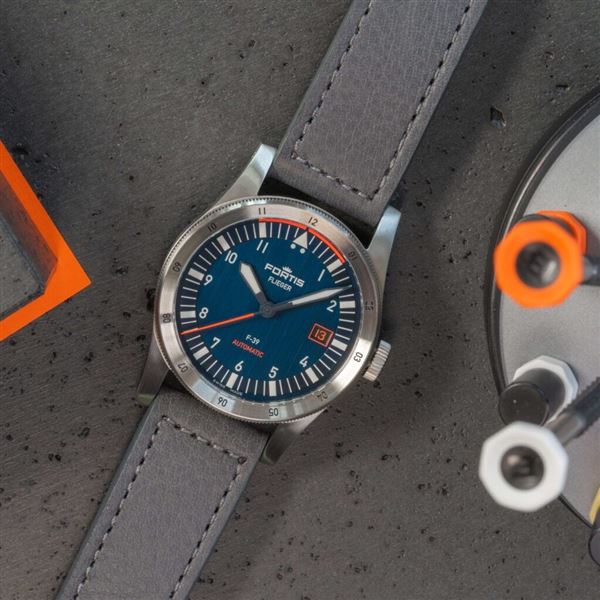 Hodinky FORTIS - Flieger F-39 Midnight Blue