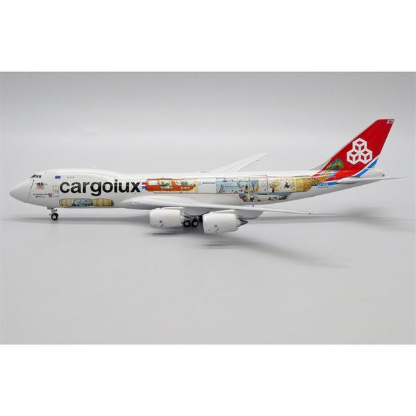 Model B747 Cargolux "Cutaway" 1:400
