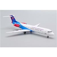 Model Fokker F100 Slovak Government, edice s podpisy 1:200 