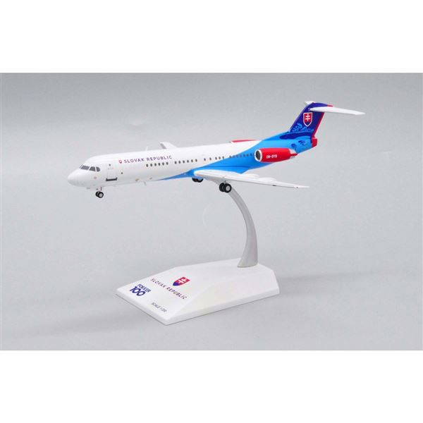 Model F100 Slovak Government Flight Service 1:200 