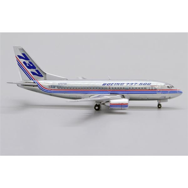 Model B737 Boeing Aircraft 1:400