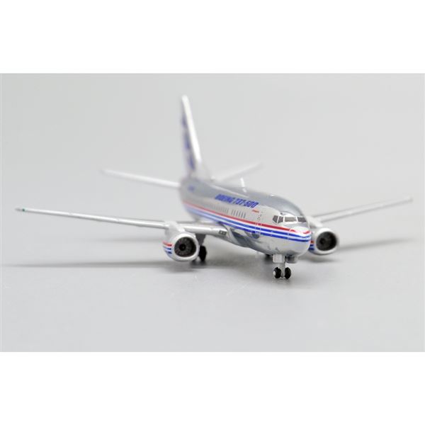 Model B737 Boeing Aircraft 1:400