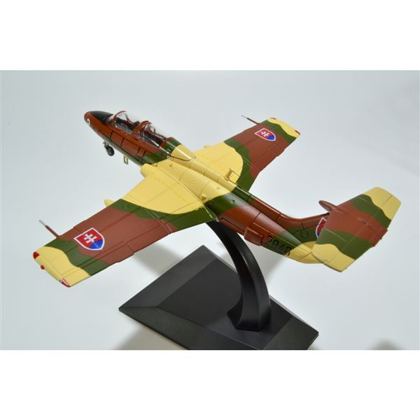 Model L-29 Delfin No. 2846 Slovak Air Force 1:72