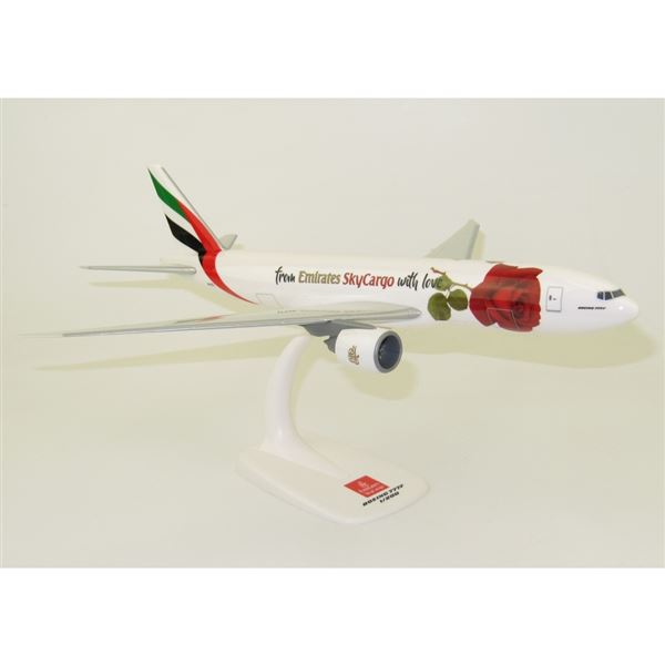 Model B777 Emirates Cargo "Red Rose" 1:200 
