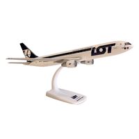 Model B767 LOT Polish Airlines named "Poznaň" 1:200 