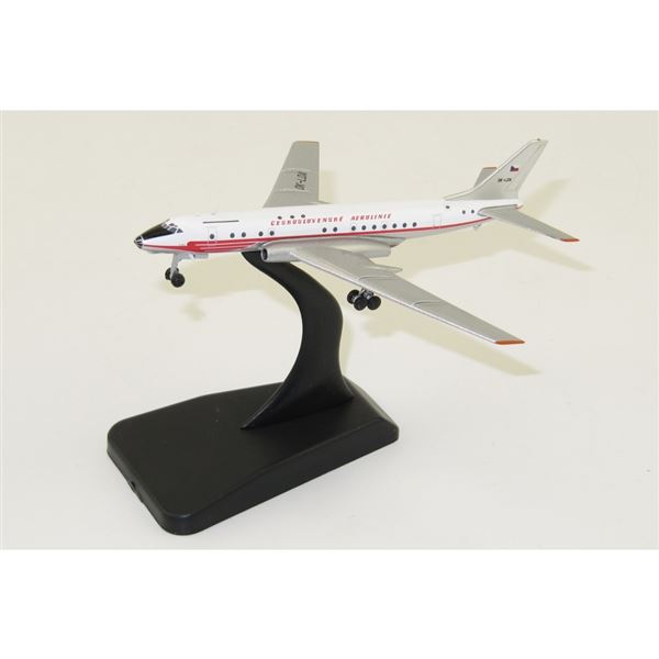 Model Tu-104A ČSA "Praha" 1:400