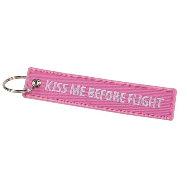 Keyring KISS ME BEFORE FLIGHT pink
