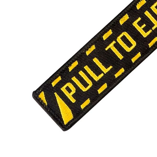 Klíčenka PULL TO EJECT černá