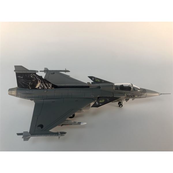 Model Saab JAS-39C Gripen CAF Signature 1:72