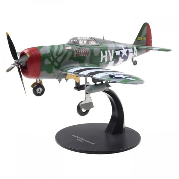 Model P-47D Thunderbolt USAAF RAF Boxted 1944 1:72