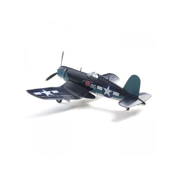 Model F4U Corsair USMC VMF-214 Black Sheep 1943 1:72