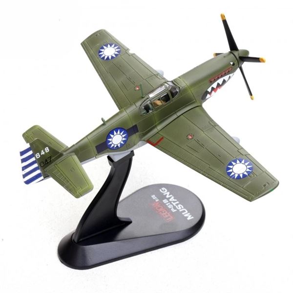 Model P-51C Mustang Chinese Air Force 1945 1:72