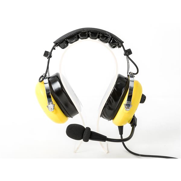 Pilot Classic Headsets yellow